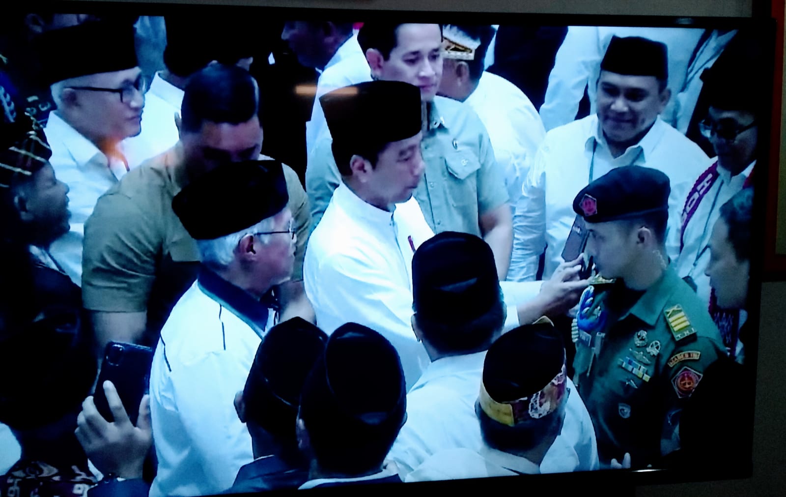 Ketua DPW LDII Provinsi Banten H. Dimo Tono Sumito saat mengikuti pembukaan Rakernas 2023 yang dibuka secara resmi oleh Presiden Joko Widodo, Selasa (7/11).